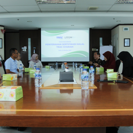 TRAC Syariah Raih Sertifikat Halal dari LPPOM MUI DKI Jakarta