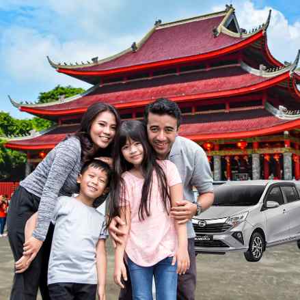 Visit Chinese New Year Celebration Venues with Your Family by a Rental Car