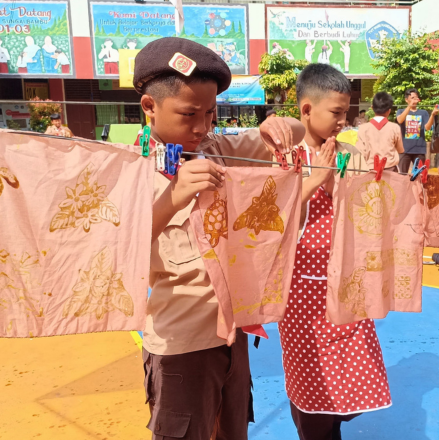 Pesona Batik Mangrove Hadirkan Ruang Aman Anak untuk Berkarya
