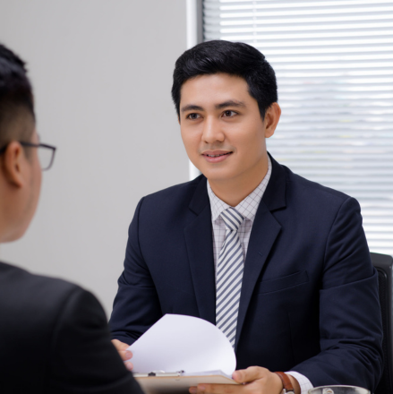 5 Tips on Introducing Yourself in a Job Interview
