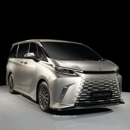 Sewa Lexus LM 350H di TRAC, Nikmati Sensasi Jadi Sultan di Jalan