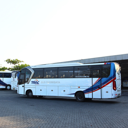 Tips for Choosing a Safe and Comfortable Bus for Vacation