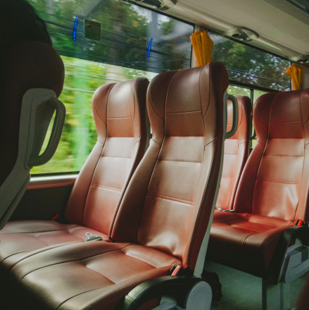 Tertarik Beli Bus Bekas? Cek 5 Bagian Ini