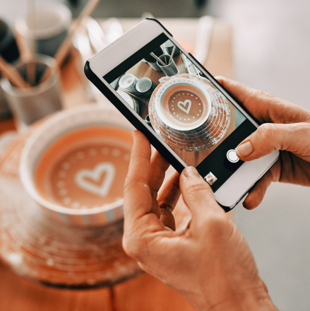 Social Media Specialist: Perfect Job for Those Enjoying Making Content