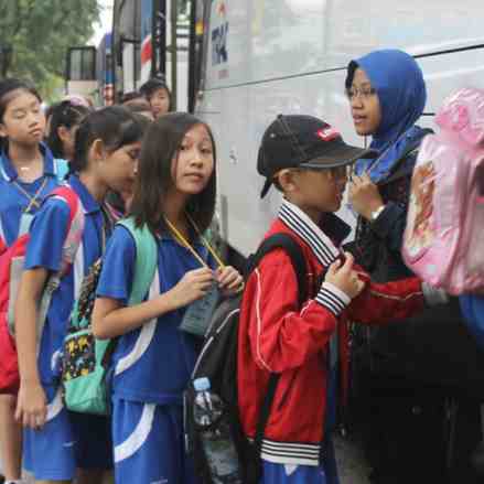 Sewa Bus Pariwisata Untuk Field Trip, Kenali Dulu Jenisnya